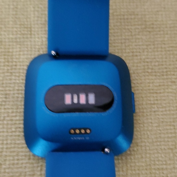 Fitbit Versa Lite Edition - Picture 4 of 8